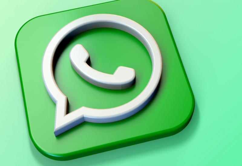 Rusi kaznili WhatsApp jer nisu izbrisali "chat sobu"